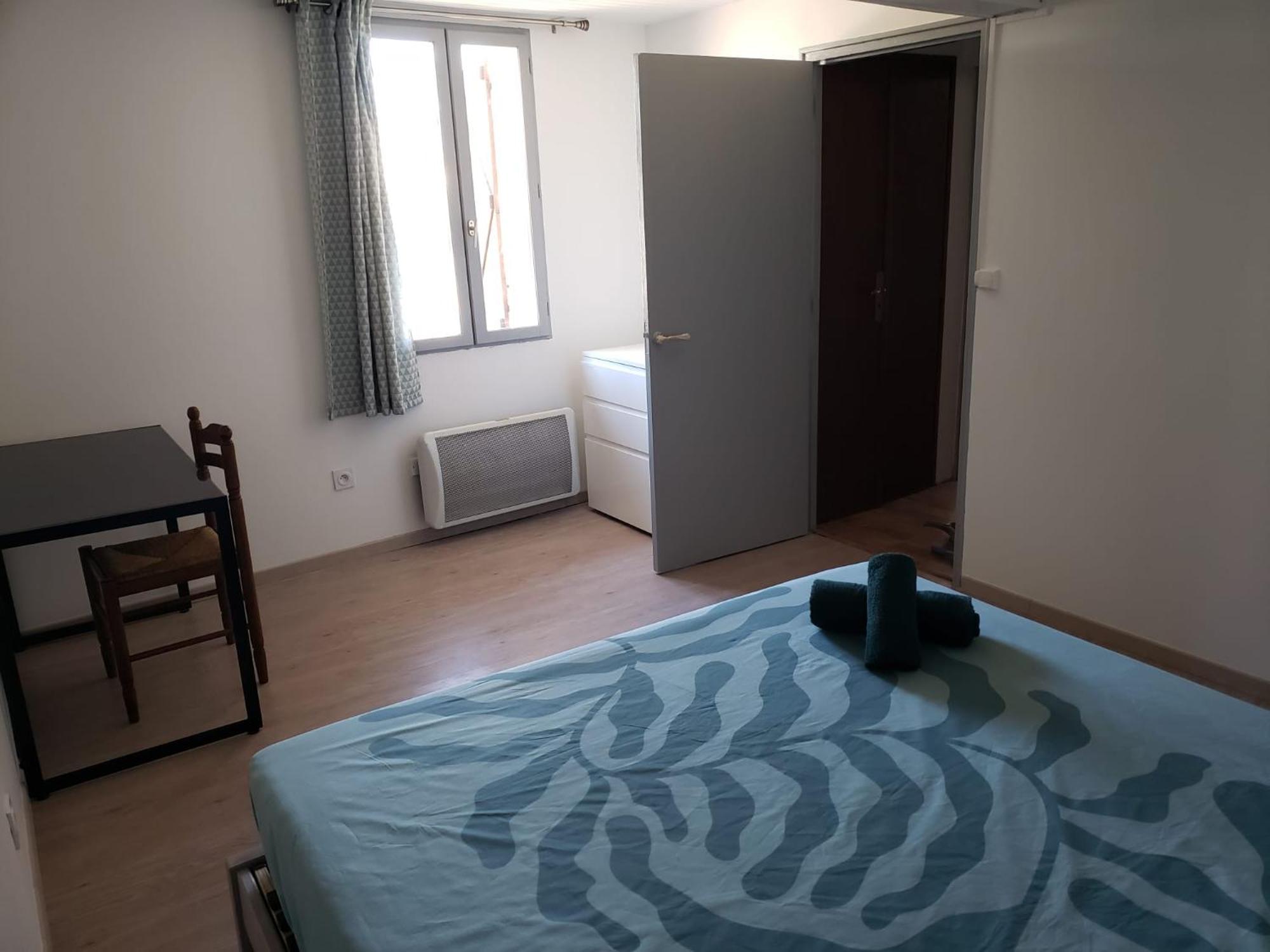 Chambres Meublees Et Spacieuses L'Isle-Jourdain  Exterior photo